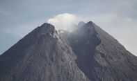 Status Gunung Merapi jadi Siaga, Lima Dusun di Magelang Siap Diungsikan