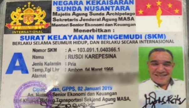 Polisi Tangkap Pria Pakai SIM Negara Kekaisaran Sunda Nusantara yang Berlaku Internasional dan Ngaku Jenderal Pertama