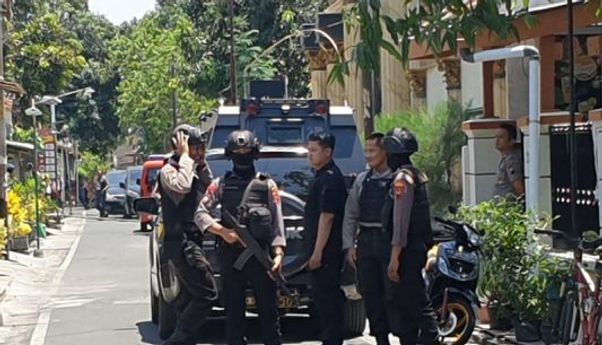 Berita Kriminal: Terduga Teroris, Densus 88 Ringkus Dua Anggota JAD di Yogyakarta