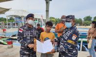 TNI AL Selamatkan Bocah yang Terapung di Laut Sendirian, Warganet: Bisa Gabung Jadi Pasukan Katak