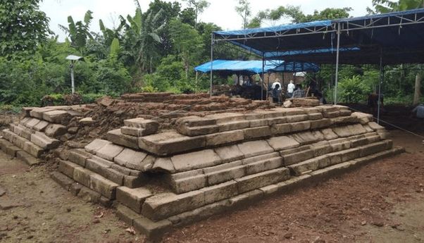 Berita Hari ini: Tim Arkeolog Temukan Mandapa dan Uang China di Candi Keboireng