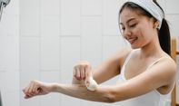 Hati-hati! 3 Skincare Ini Memang Alami, tapi Ternyata Bahaya buat Kulit