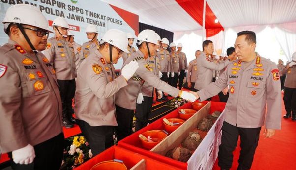 Presiden Prabowo Luncurkan SPPG Polri di Peringatan HUT Ke-79 Bhayangkara