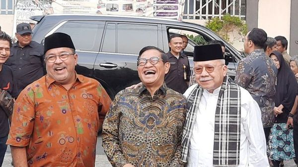 Pramono Anung Janji Atasi Persoalan Parkir Liar di Jakarta