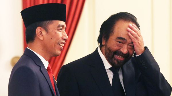 Jokowi Tepis Hubungan dengan Surya Paloh di Ambang Batas
