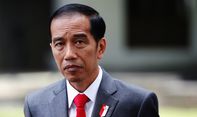 Jokowi Bagi-Bagi Sembako secara Langsung? Ini Penjelasan Istana