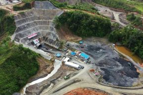 Bendungan Way Apu: Progres 89,8%, Manfaat Kian Nyata untuk Pulau Buru?