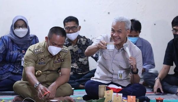 Aneh Ganjar Disambut Baik Warga Wadas, Ternyata yang Ditemui Bukan Warga yang Dibanting Sampai Trauma