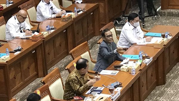 Momen Mahfud MD Sekakmat DPR Soal ‘Hanya Diam’ dalam Kasus Brigadir J: Loh Dulu Ikut Campur Terus