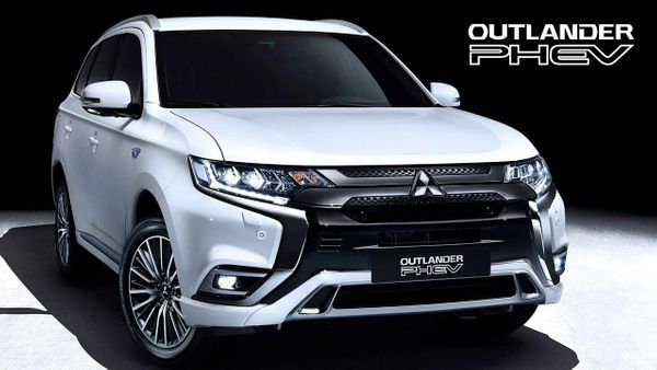 Desain Baru Mitsubishi Outlander PHEV yang akan Segera Meluncur, Simak Spesifikasi Gaharnya