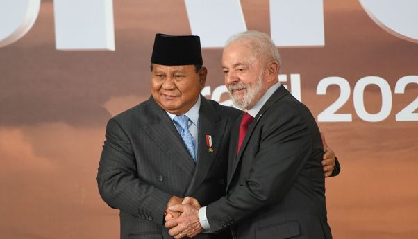 Perdana Hadiri KTT BRICS, Prabowo Disambut Langsung Presiden Brasil
