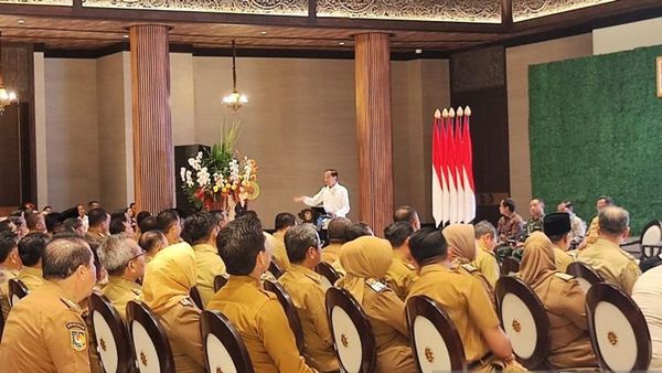 Cerita Jokowi Berkantor di Istana Peninggalan Belanda: Bau-bau Kolonial Selalu Saya Rasakan Setiap Hari