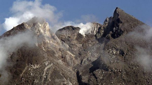 Berita Terbaru: Laju Deformasi Gunung Merapi Rata-rata 13 Cm Per Hari