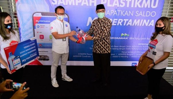 Revolusioner, Warga Temanggung Bisa Tukar Sampah Plastik dengan BBM
