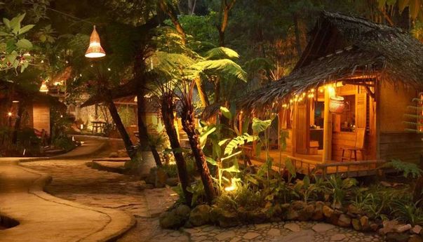 Intip Suasana Dan Menu Di Kampung Daun Bandung