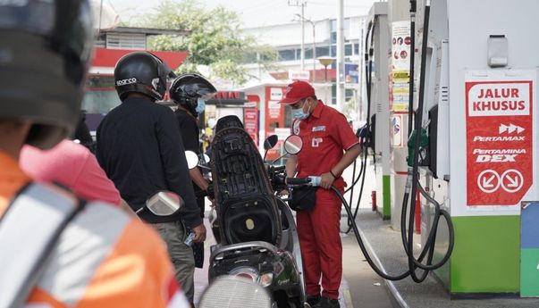 Selat Hormuz Kemungkinan Ditutup, Pertamina: Stok Minyak Sejauh Ini Masih Aman Selat Hormuz Kemungkinan Ditutup, Pertamina: Stok Minyak Sejauh Ini Masih Aman