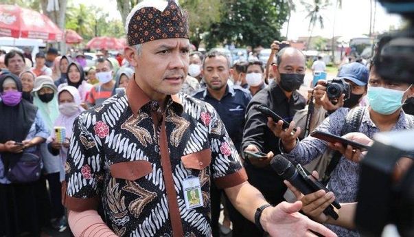 Ganjar Kena Sindir PDIP Lagi, Kali Ini dari Politikus Senior: Tidak Boleh Kemajon, Kemlinthi dan Keblinger