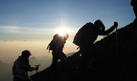 Menhut Bakal Perketat Pengawasan dan Evaluasi Total Prosedur Keselamatan Pendaki Gunung