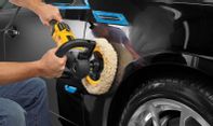 Musim Hujan Tiba! Begini 5 Cara Mengkilapkan Cat Mobil Warna Hitam dengan Mudah