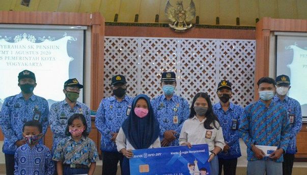 BPD DIY Bagi-Bagi Kartu Jogja Berprestasi? Sudah Tahu?