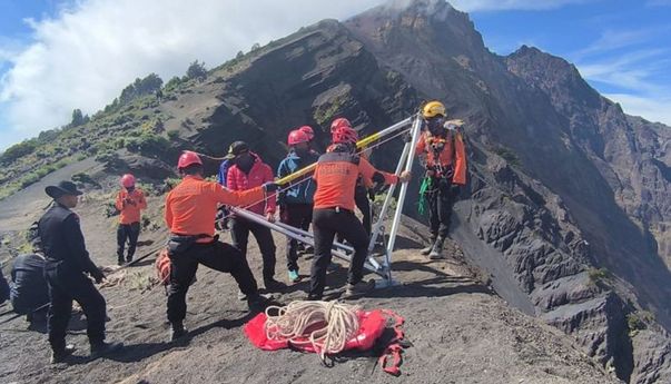 IG Prabowo Diserbu Netizen Brasil terkait Pendaki yang Jatuh di Rinjani, Ini Kata Istana IG Prabowo Diserbu Netizen Brasil terkait Pendaki yang Jatuh di Rinjani, Ini Kata Istana