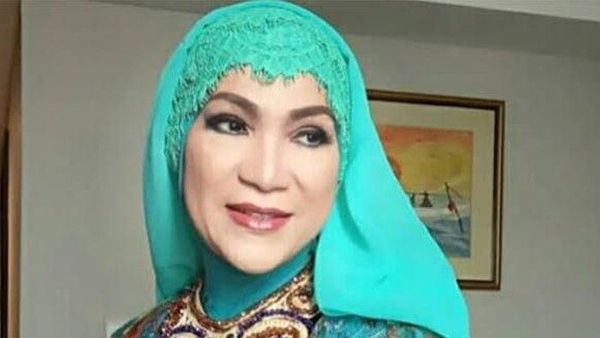 Dorce Tanggapi Penjelasan Ustaz Soal Pemakamannya: Kyai Terkenal Sekalipun Jangan Komentar yang Kurang Baik