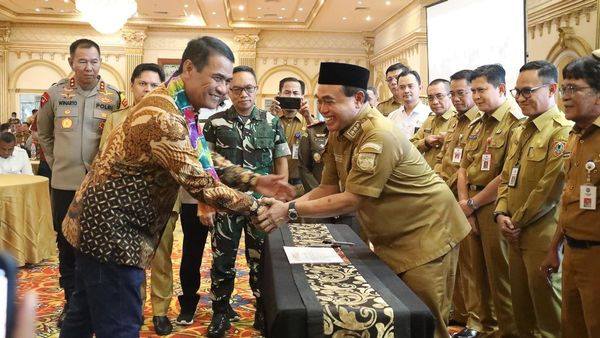 Mentan Amran Sulaiman Tergetkan Cetak 500.000 Hektar Sawah di Kalsel