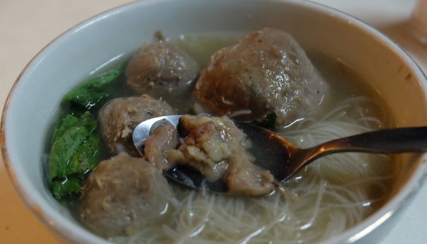 5 Rekomendasi Bakso Enak di Jakarta yang Pas Saat Cuaca Mendung