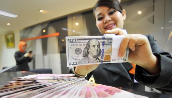 Dolar Menguat Atas Rupiah Pagi Ini