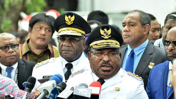 Menghormati Klemen Gubernur Lukas Menolak Membahas Kekosongan Kursi Wagub dalam Waktu Dekat