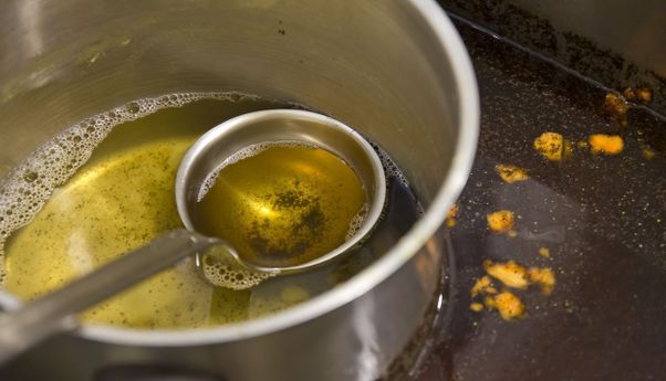 4 Trik Jernihkan Minyak Goreng Bekas Supaya Dapat Digunakan Kembali: Mudah, Simpel dan Hemat