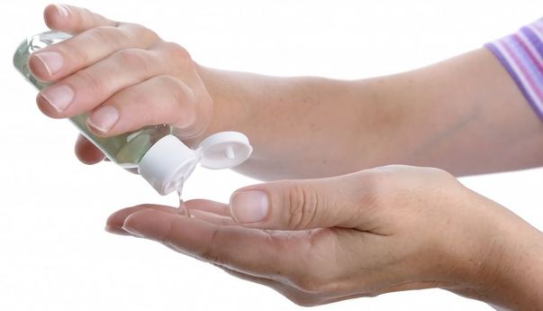 Mahasiswa Universitas Airlangga Sulap Sisa Nasi jadi Bahan Pembuat Hand Sanitizer