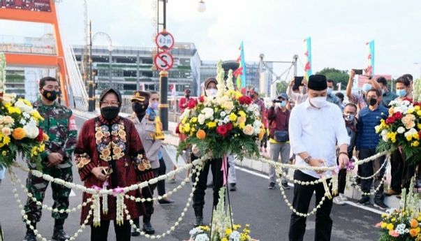 Jembatan Sawunggaling dan Terminal Intermoda Joyoboyo: Digagas Ibu Risma, Dibangun Walkot Eri