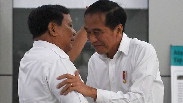 Prabowo Sebut Ada yang Mau Pisahkan Dirinya dengan Jokowi: Lucu Juga