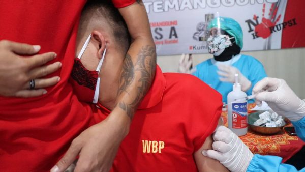 Napi dari Rutan Temanggung ini Nangis Kejer Saat Disuntik Vaksin