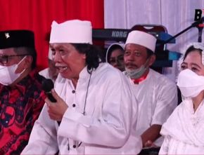 Dituding Jilat Megawati karena Hadir di Kandang Banteng, Cak Nun: Demi Lahirnya PDIP Saya Ditangkap Tentara