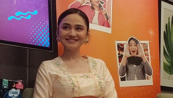 Terlihat Percaya Diri, Syifa Hadju Ternyata Introvert yang Kerap Tak Nyaman Jadi Pusat Perhatian