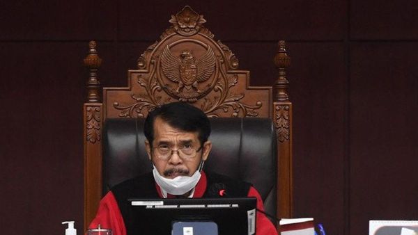 Breaking News! MK Tolak Gugatan PSI, Batas Usia Capres-Cawapres Tetap 40 Tahun
