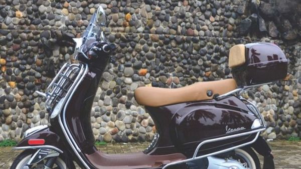 Spesifikasi dan Harga Vespa LXV 150 Terbaru