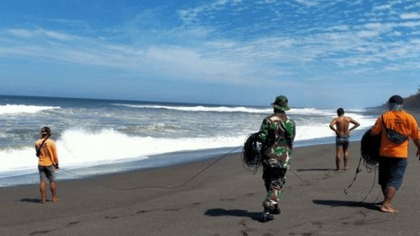 Wisatawan Hilang Terseret Ombak di Goa Cemara, Bupati Bantul: Semua Pihak Harus Mawas Diri