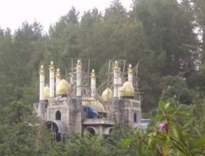 Masjid di Tengah Hutan Ditemukan di Sulawesi Selatan, Seperti Apa Fakta-faktanya?
