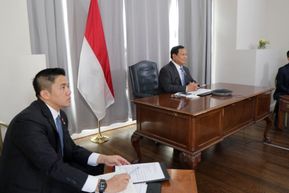 Dari Amerika, Prabowo Gelar Rapat Terbatas Penanggulangan Bencana Erupsi Gunung Lewotobi