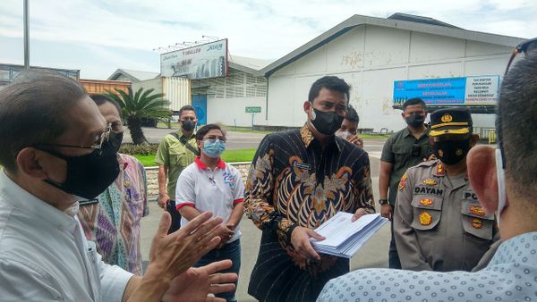 Bobby Nasution Sidak PPKM Darurat, Minta Penjelasan Soal Tempat Cuci Tangan, Tempat Parkir, sampai Libur Karyawan