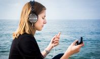 Ilmiah! Mendengarkan Musik Bisa Meningkatkan Kesehatan Tubuh dan Mental