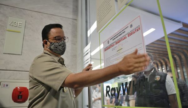 Anies: Ada Beberapa Update, Nanti Kami Umumkan Mana Kategori Esensial dan Kritikal