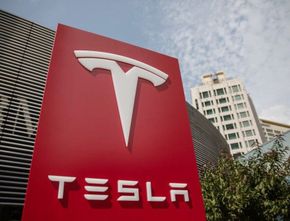 Lelaki yang Tuntut Tesla ke Pengadilan Berhasil Kantongi Duit Rp3,3 Miliar
