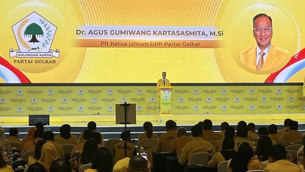 Golkar Ucapkan Terima Kasih dan Beri Penghargaan Tinggi untuk Airlangga Atas Prestasi 7 Tahun Jadi Ketum