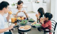Sarapan Terburu-buru? Bisa Sebabkan Ini!