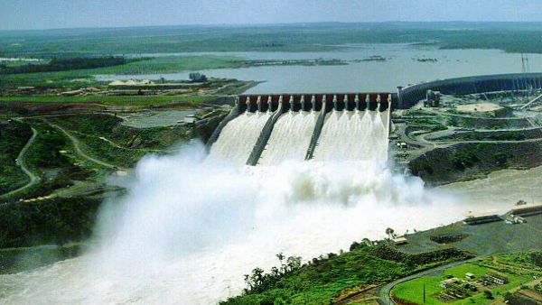 PLTA Raksasa: Pembangunan Digenjot untuk Solusi Ketahanan Energi Eropa?