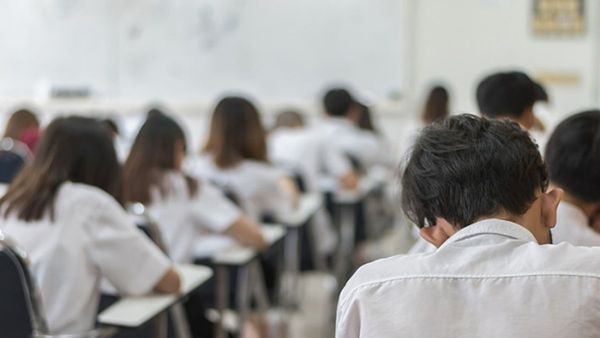 DPR Akan Masukkan Putusan MK soal Sekolah Gratis ke RUU Sisdiknas